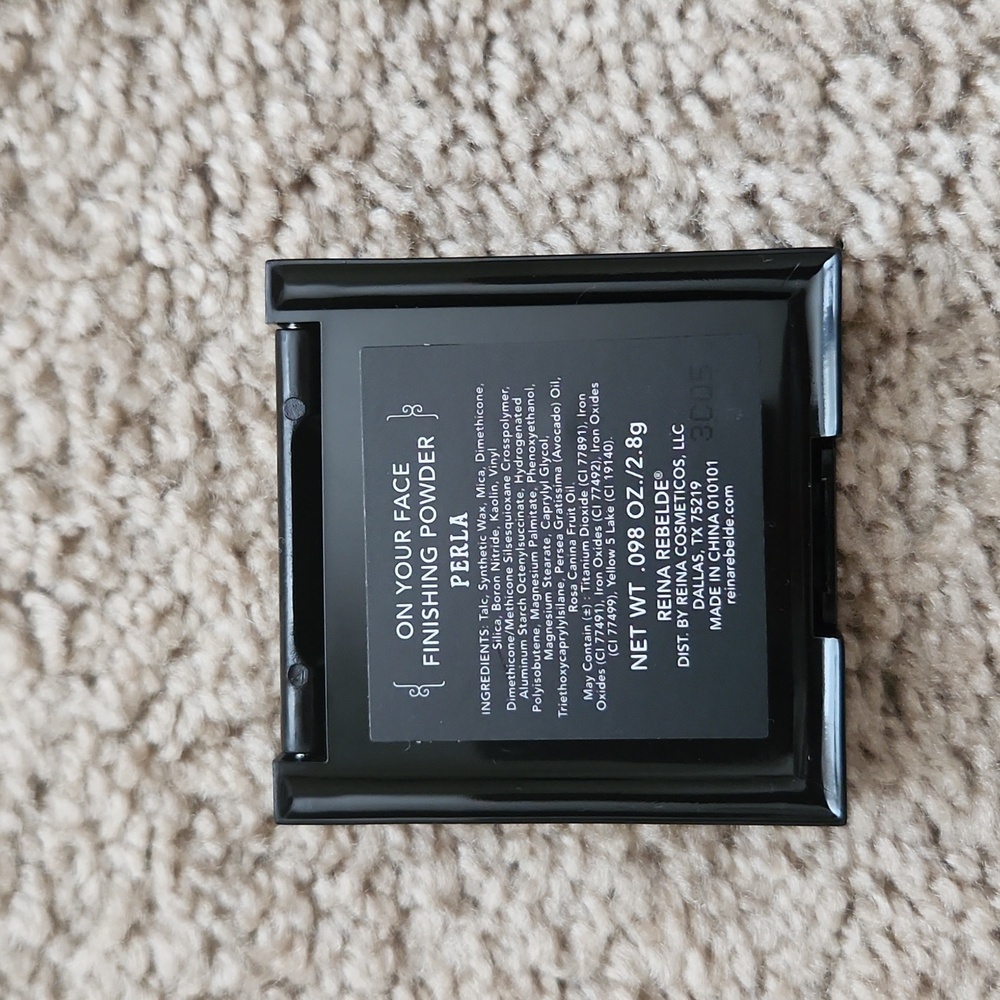 Finishing Powder - Picture 3 of 3